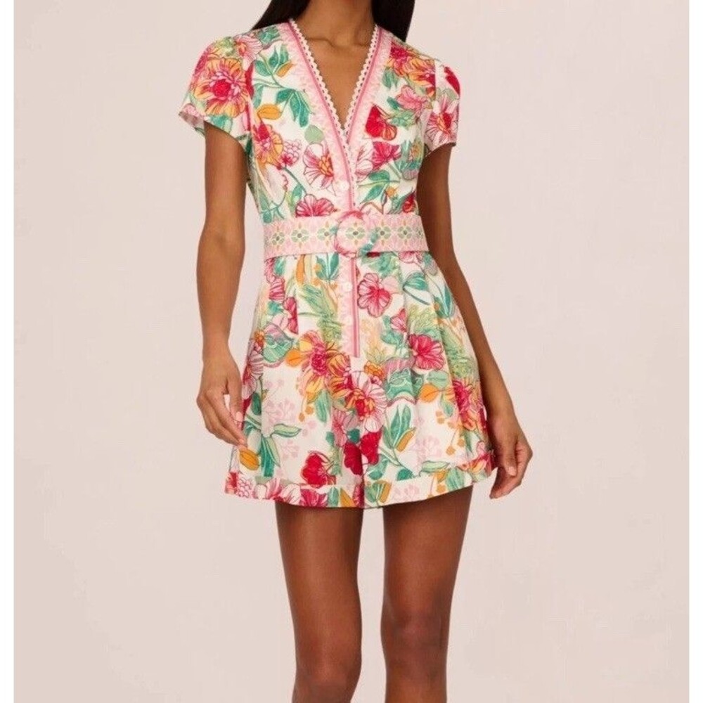 Adrianna By Adrianna Papell  Short Sleeve V-neck Belted Floral Romper Size:8